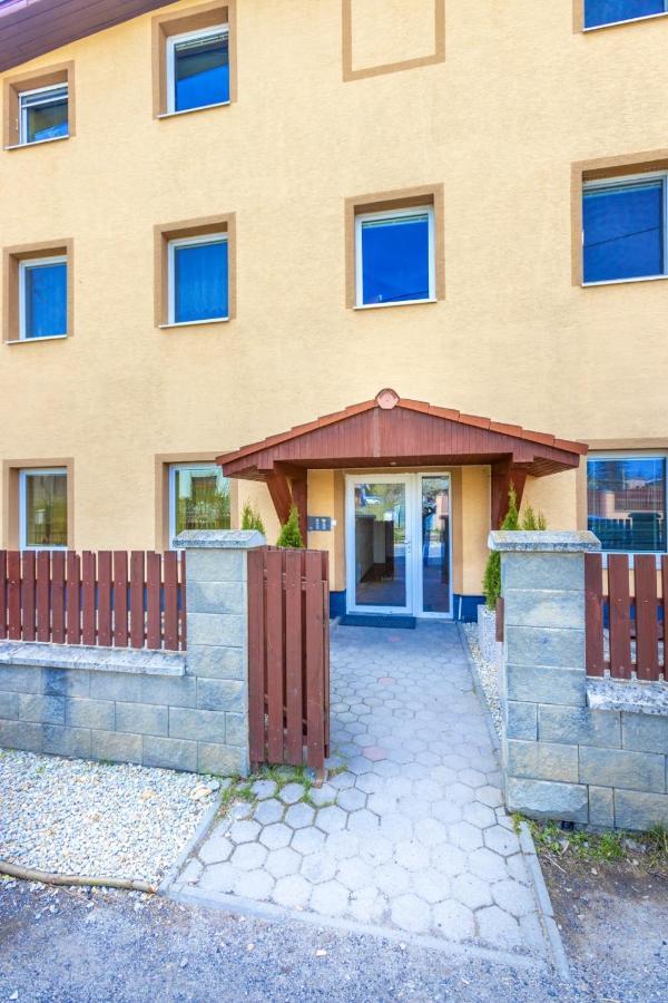 Veľký Slavkov Apartman Theo מראה חיצוני תמונה