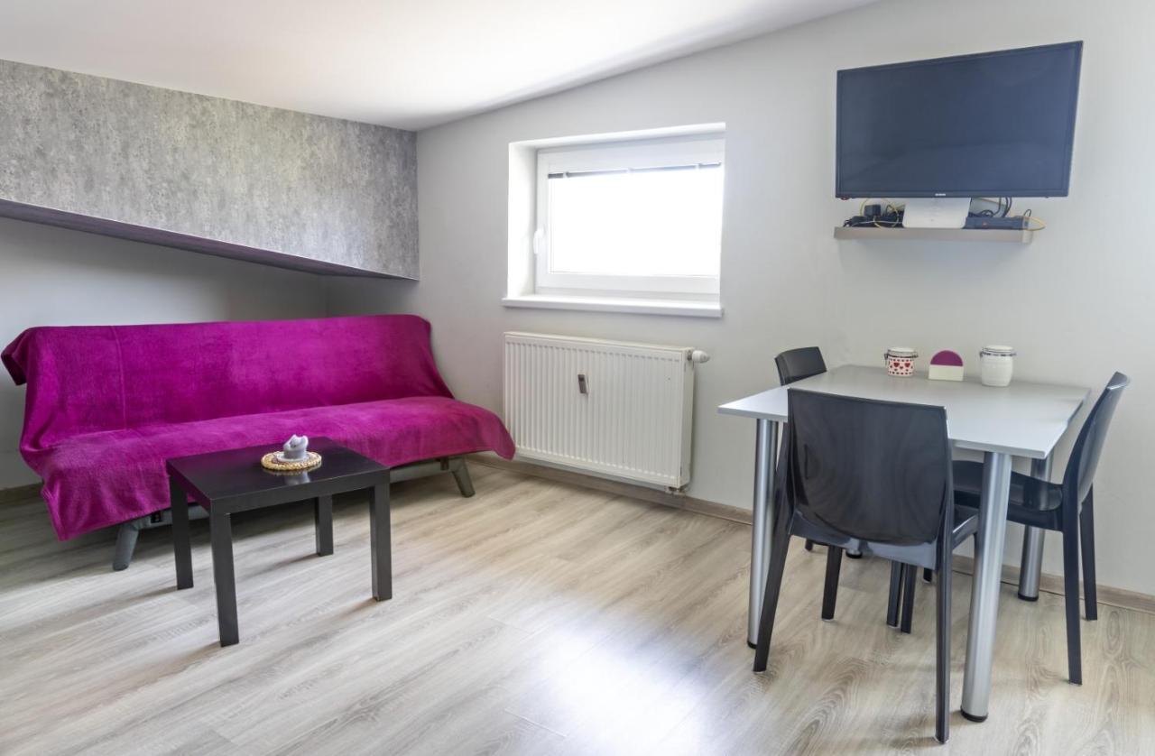 Veľký Slavkov Apartman Theo מראה חיצוני תמונה